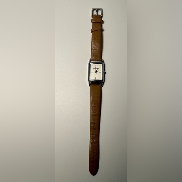Anne Klein‎ Ladies Rectangular 21mm x 24mm Leather Dress Watch Needs New Battery - Picture 9 of 10